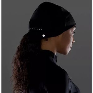 Lululemon women’s run for it all beanie